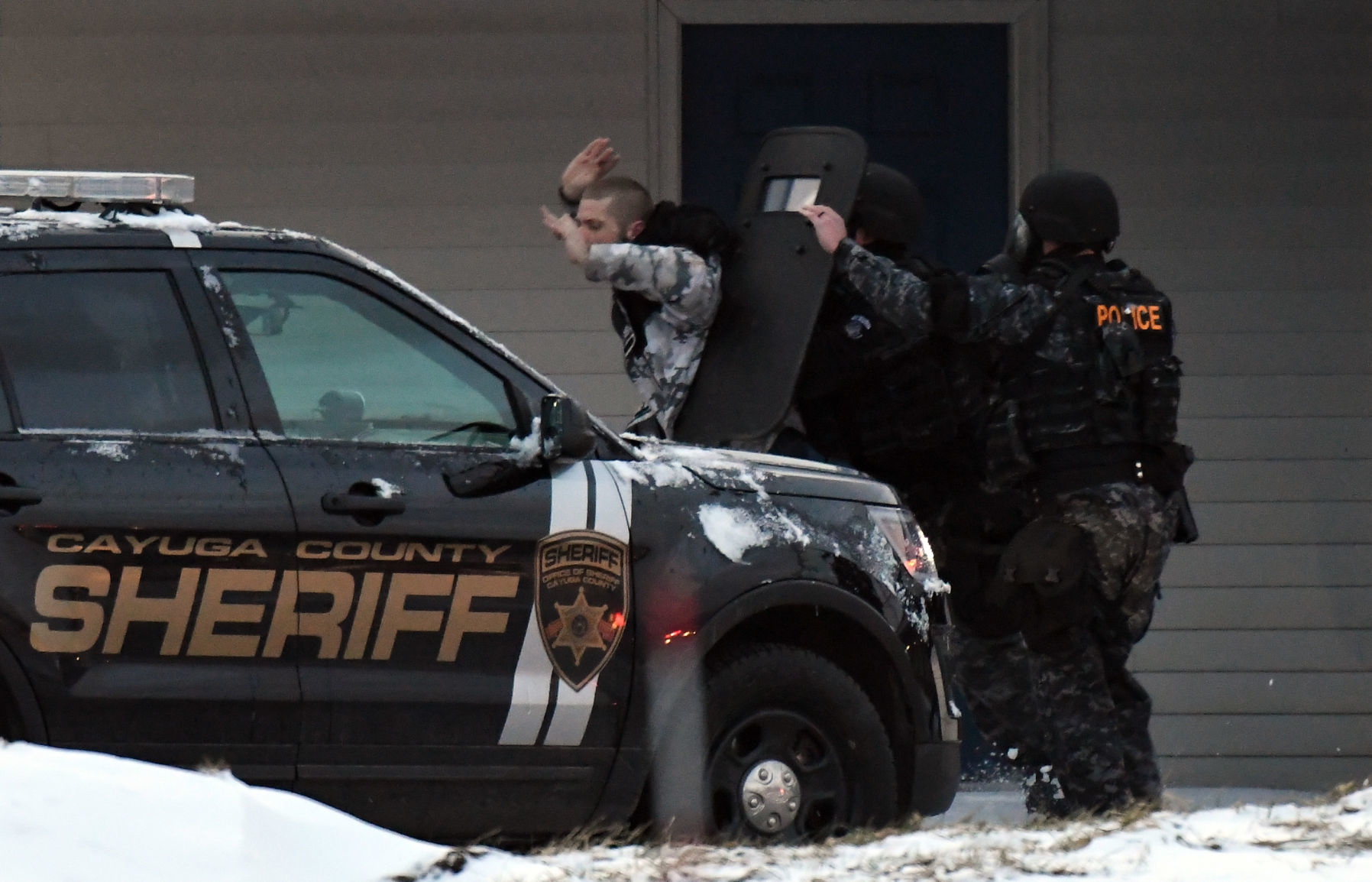 Standoff 4.JPG